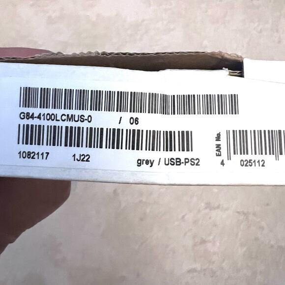 CHERRY Ultra Slim G84-4100 Compact Keyboard USB/PS2 Light Gray - Picture 7 of 7